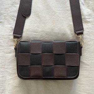 ICHI woven faux leather bag in brown/black